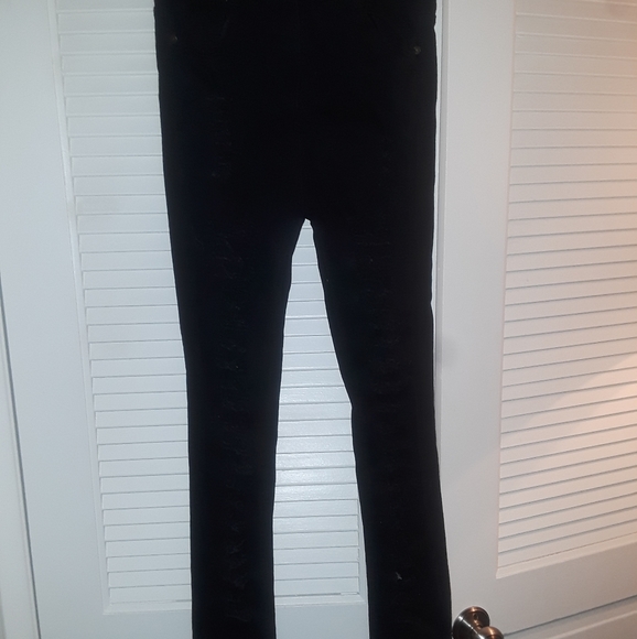 Skinny Black Italian stretch Front legs all distressed  Jean's new  Size S OR  M - Picture 3 of 4